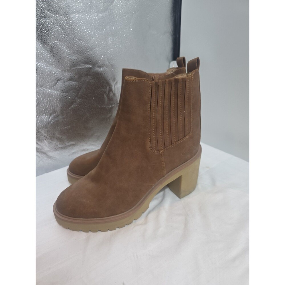 DV Dolce Vita Jade Cognac Brown Lug Sole Chunky Block Heel Ankle Boots Womens 10